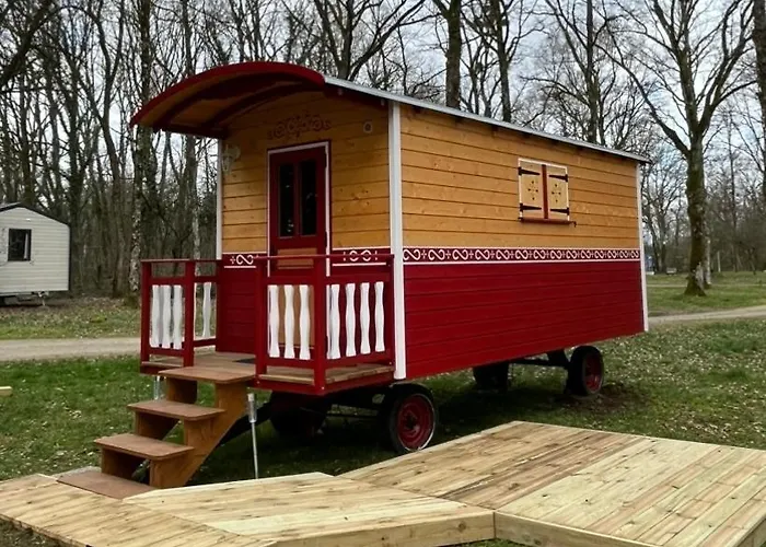 De La Croix D'arles Holiday park 3*