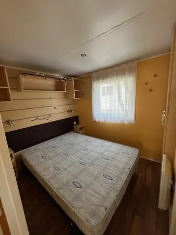 De La Croix D'arles Prázdninový areál 3*