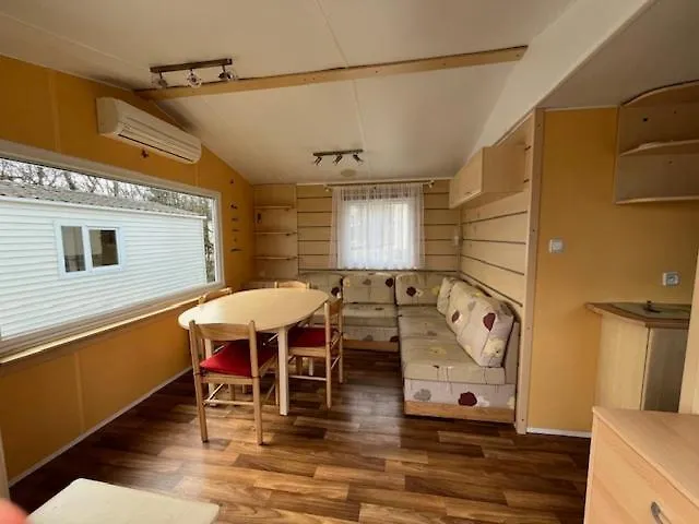 Prázdninový areál De La Croix D'arles 3*